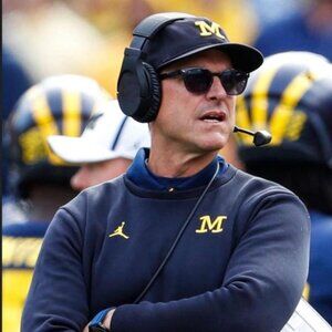 JUMPMAN NIKE Michigan Men’s Small Crewneck Sweater